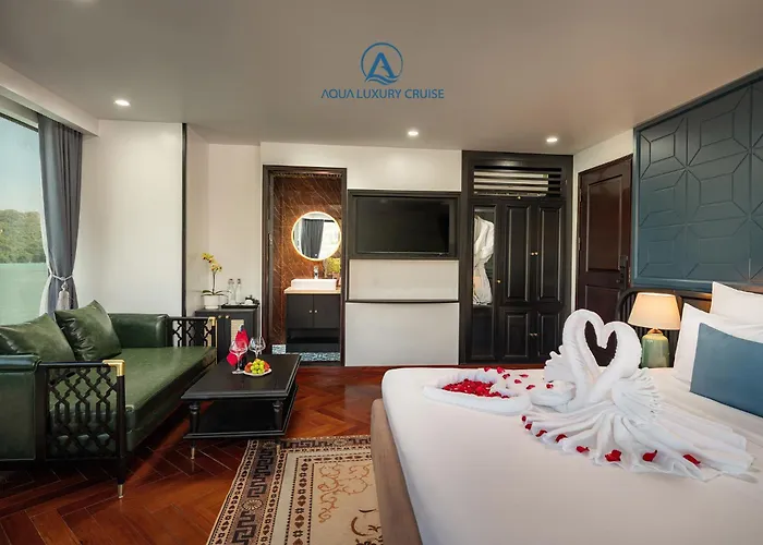 Aqua Luxury Cruise By Ahg Botel Ha Long