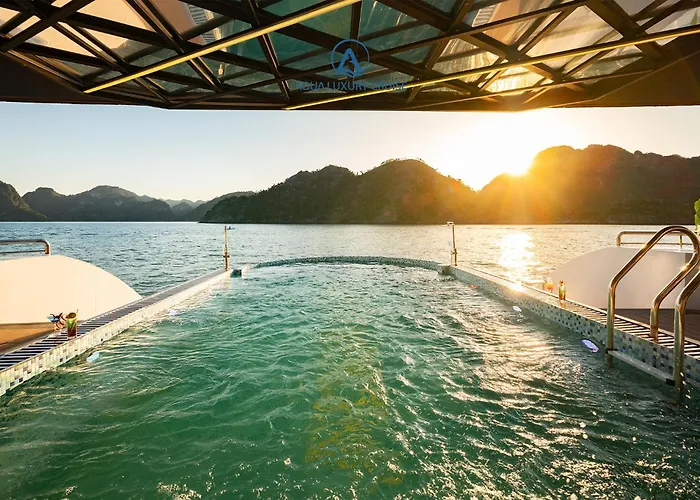 Botel Aqua Luxury Cruise By Ahg